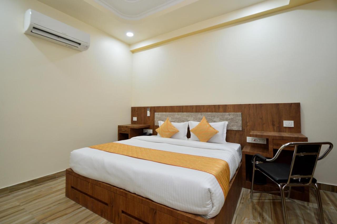 Kapish Home-All Pure Veg Jaipur Extérieur photo